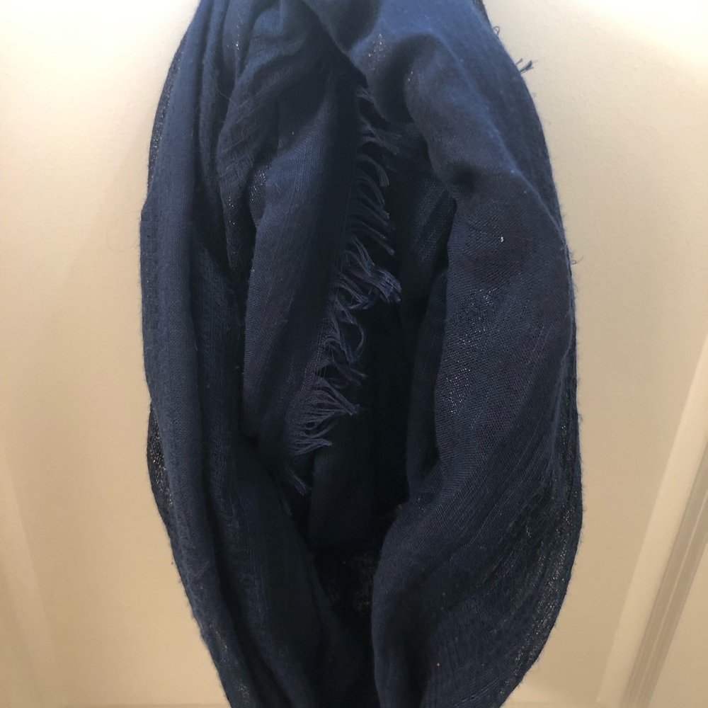 Beautiful Navy Sparkle LOFT Infinity Scarf - Picture 5 of 6
